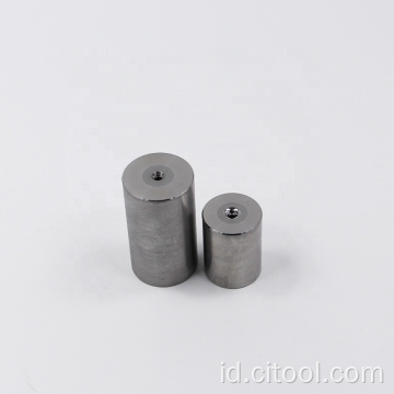 Kepala Dingin Disesuaikan Die Tungsten Carbide Punching Die